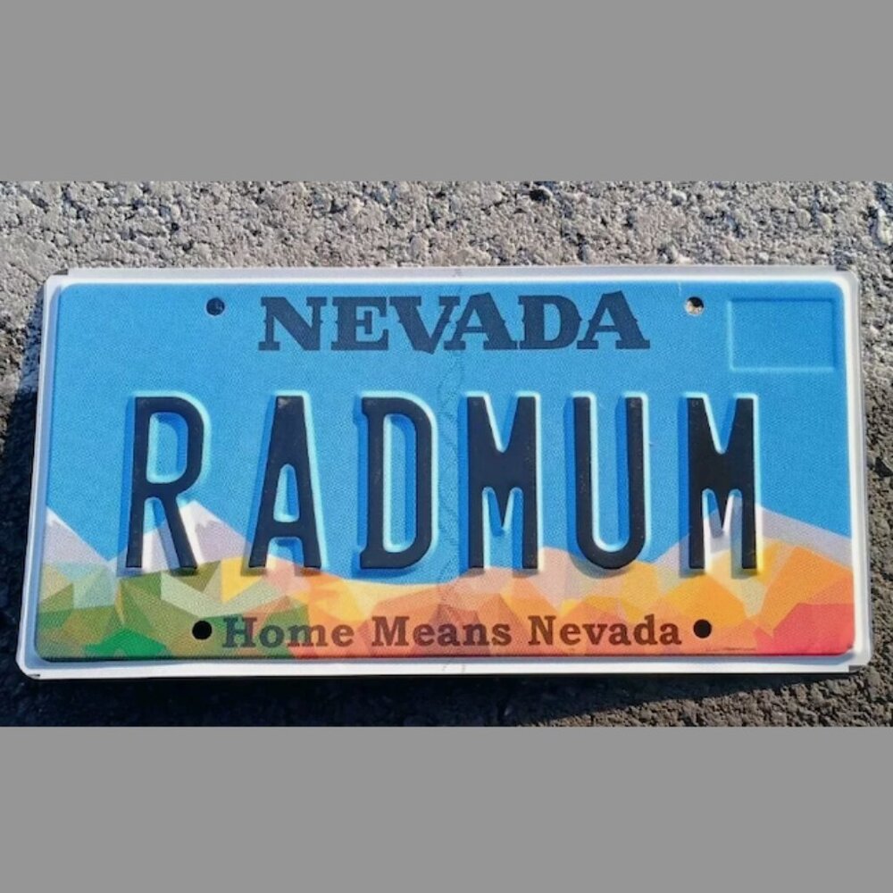 License Plate, Nevada, Vanity: RADMUM, Rad Mom, Rad Mum